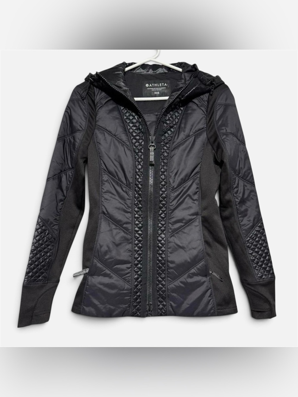 Athleta Black Quilted Stretch Panel Hooded Jacket